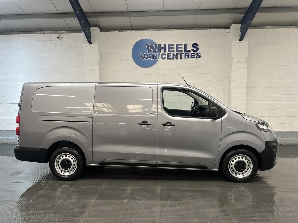Vauxhall Vivaro 2.0 Turbo D 3100 Prime Panel Van 6Dr Grey #6