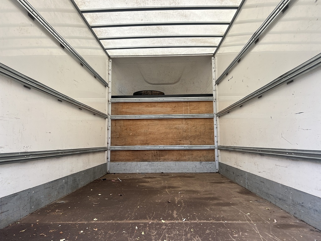 Volkswagen Crafter 2.0 Tdi Cr35 Startline Luton Van RE70HVF White #5