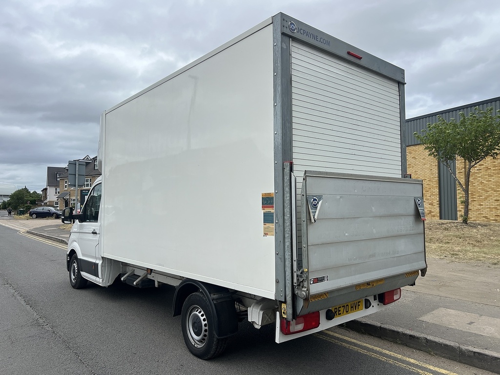 Volkswagen Crafter 2.0 Tdi Cr35 Startline Luton Van RE70HVF White #2