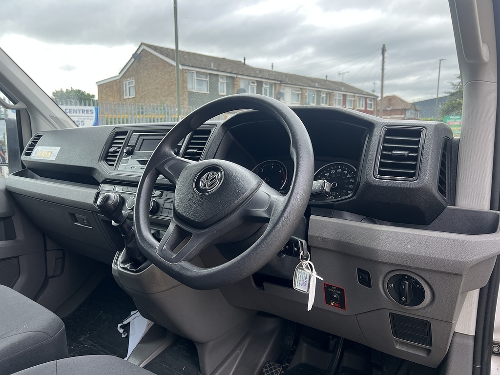 Volkswagen Crafter 2.0 Tdi Cr35 Startline Luton Van RE70HVF White #6