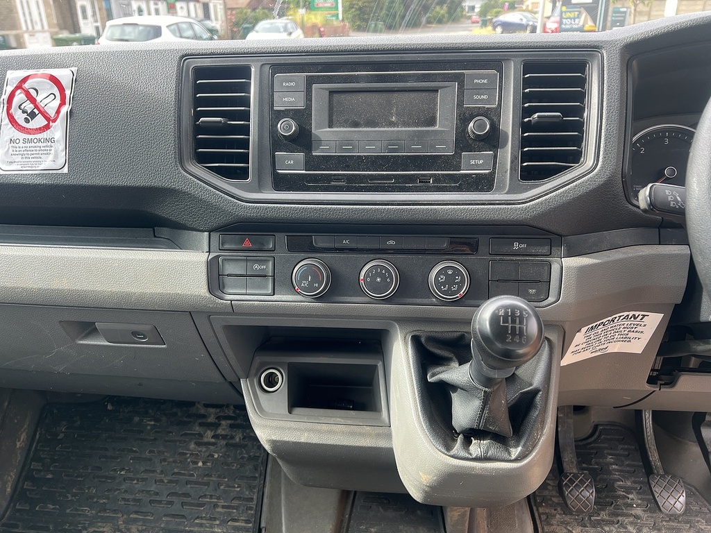 Volkswagen Crafter 2L Startline White #8