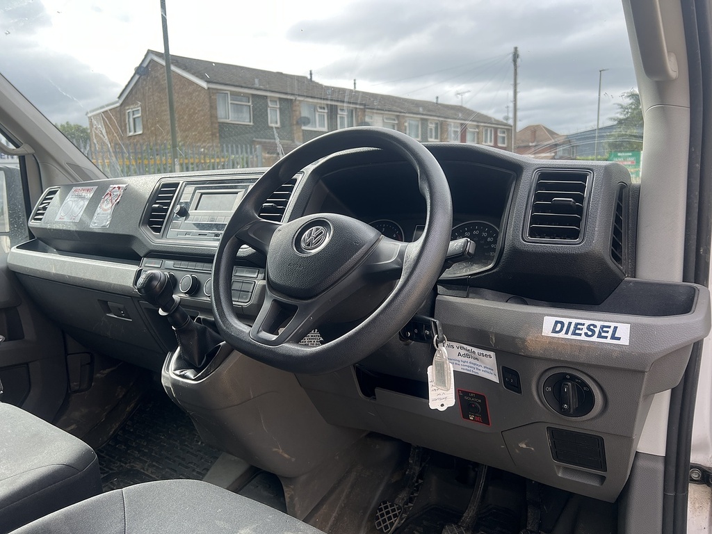 Volkswagen Crafter 2L Startline White #6