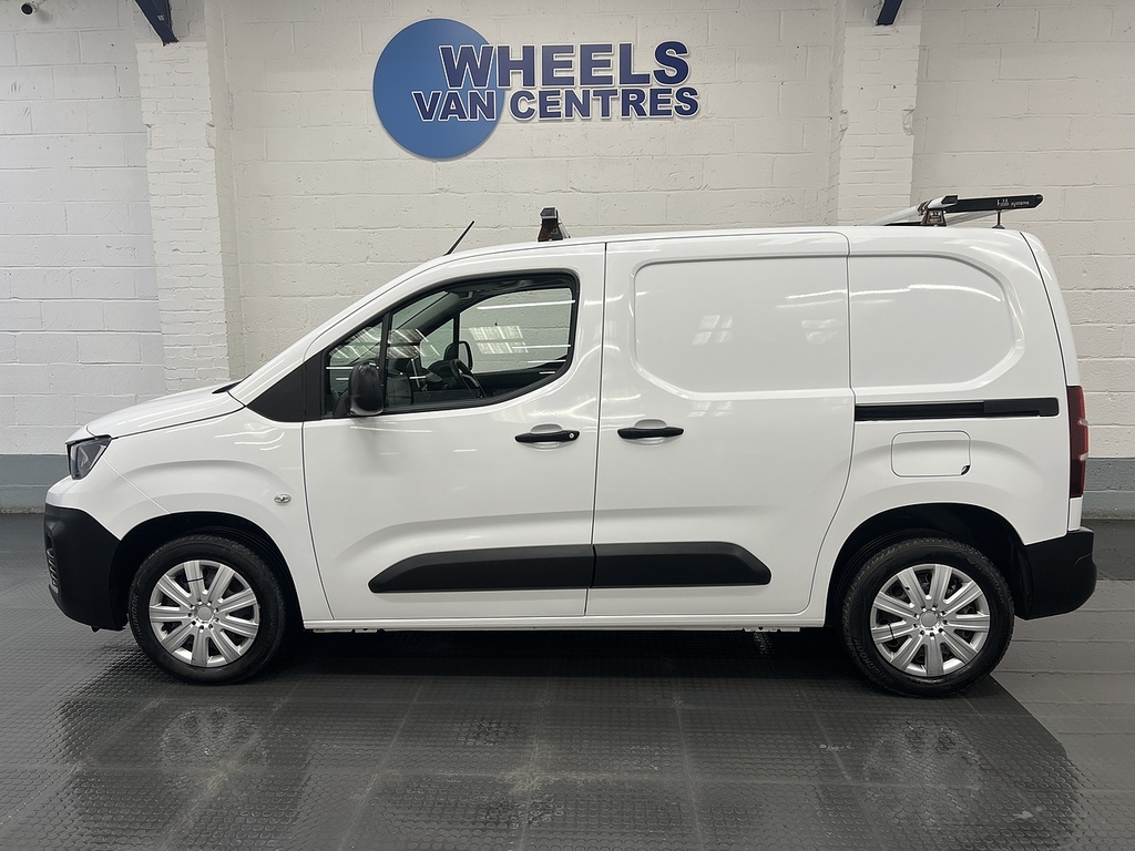 Peugeot Partner Bluehdi 1000 Professional White #2