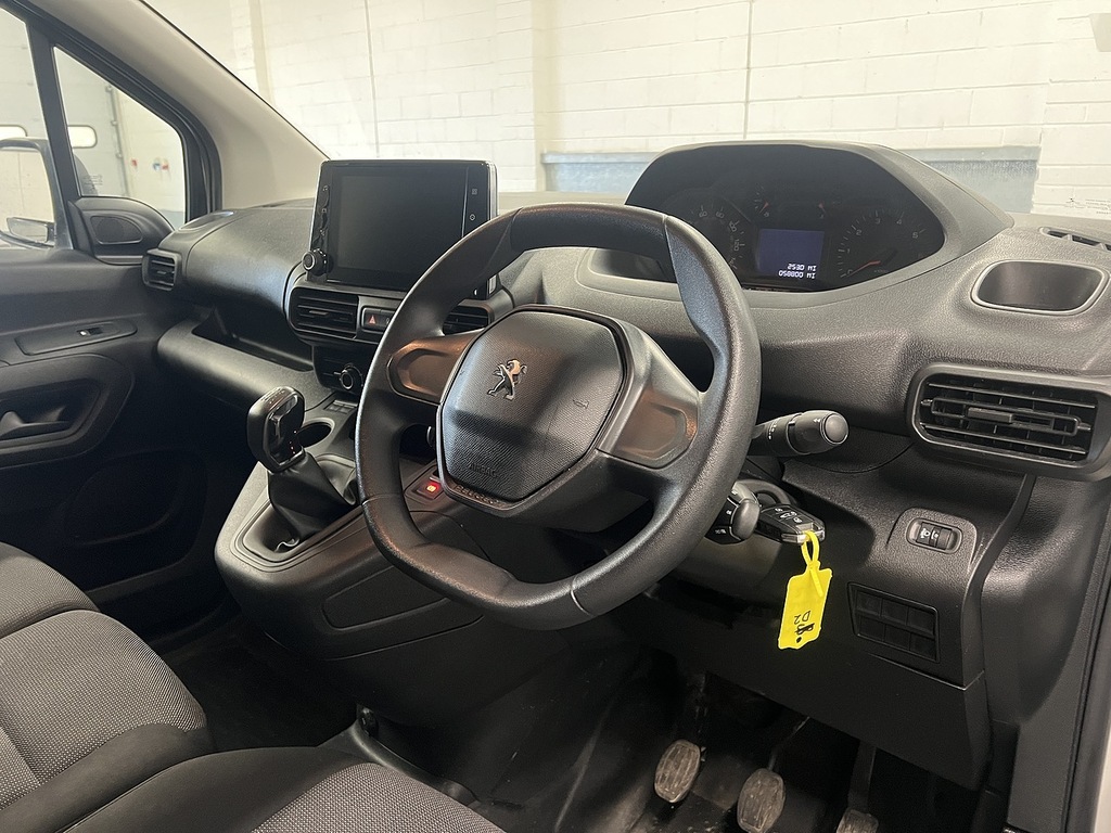 Peugeot Partner 1.5 Bluehdi 1000 Professional Standard Panel Van 5 White #6
