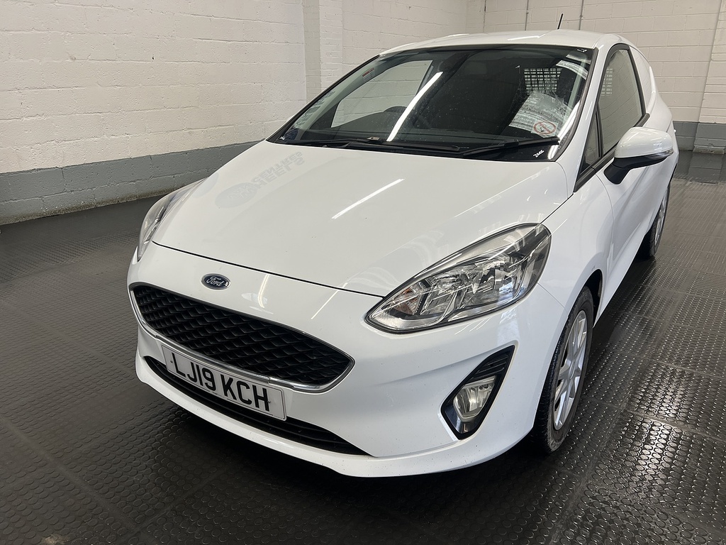 Ford Fiesta 1.5 Tdci Car Derived Van Euro 6 White