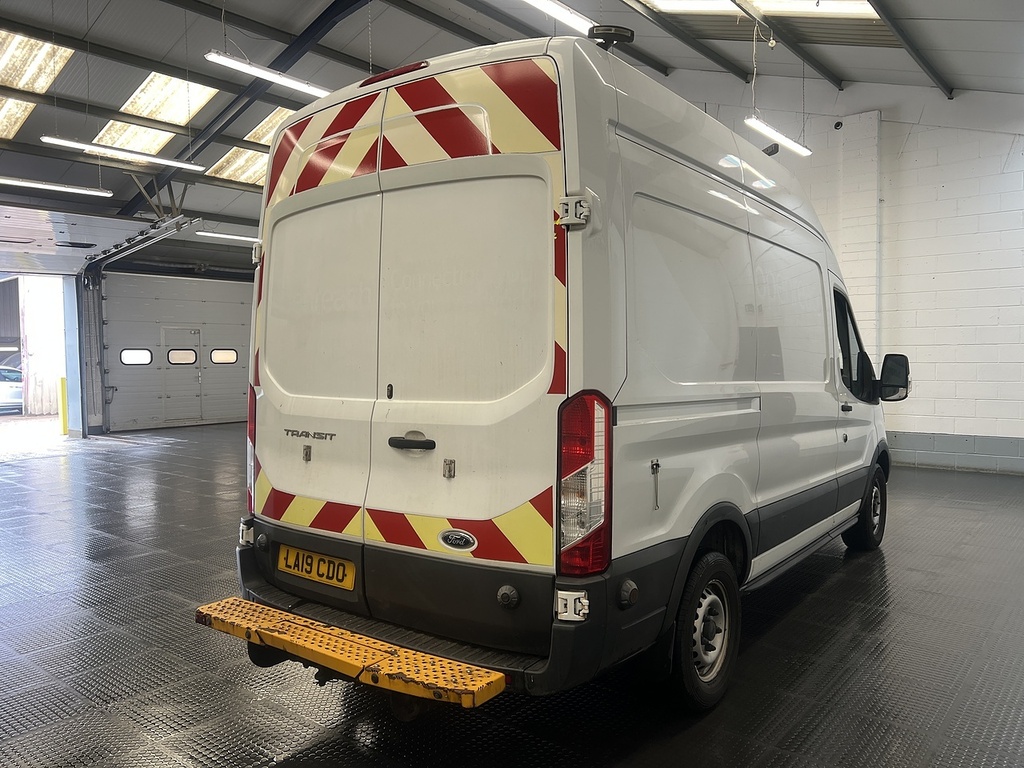 Ford Transit Custom 2.0 350 Ecoblue Panel Van Fwd L2 LA19CDO White #3