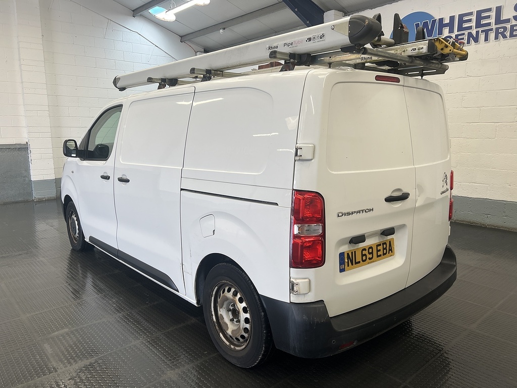 Citroen Dispatch Bluehdi 1000 X M White #2
