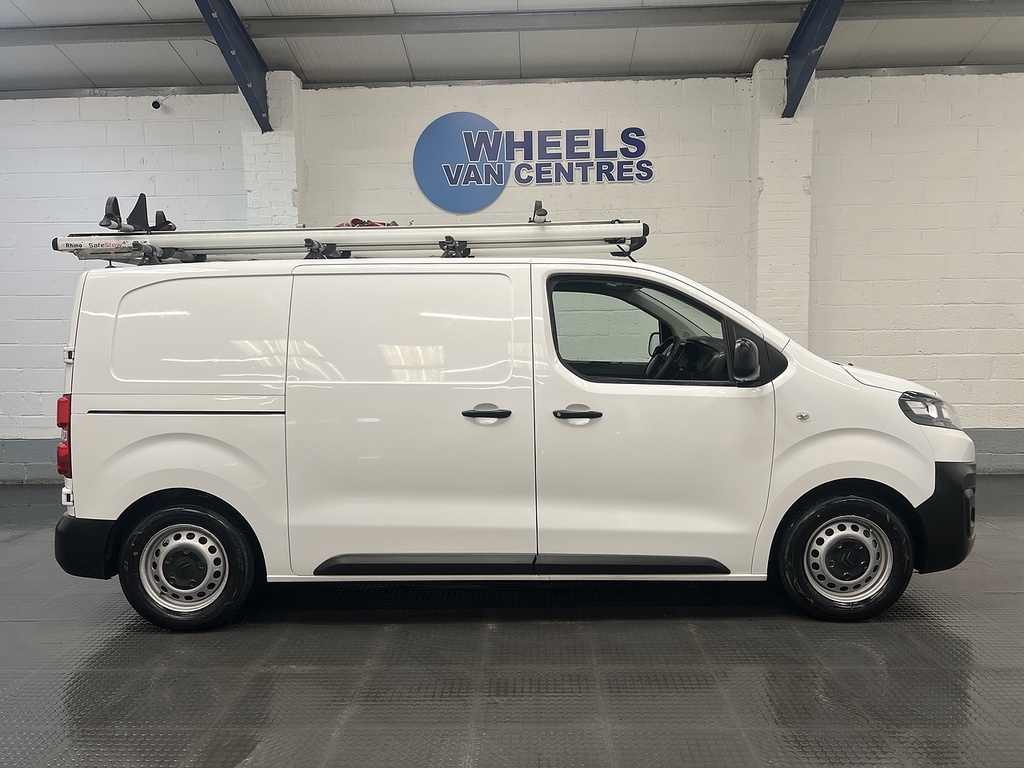 Citroen Dispatch 1.5 Bluehdi 1000 X M Panel Van 6Dr F NL69EBA White #6
