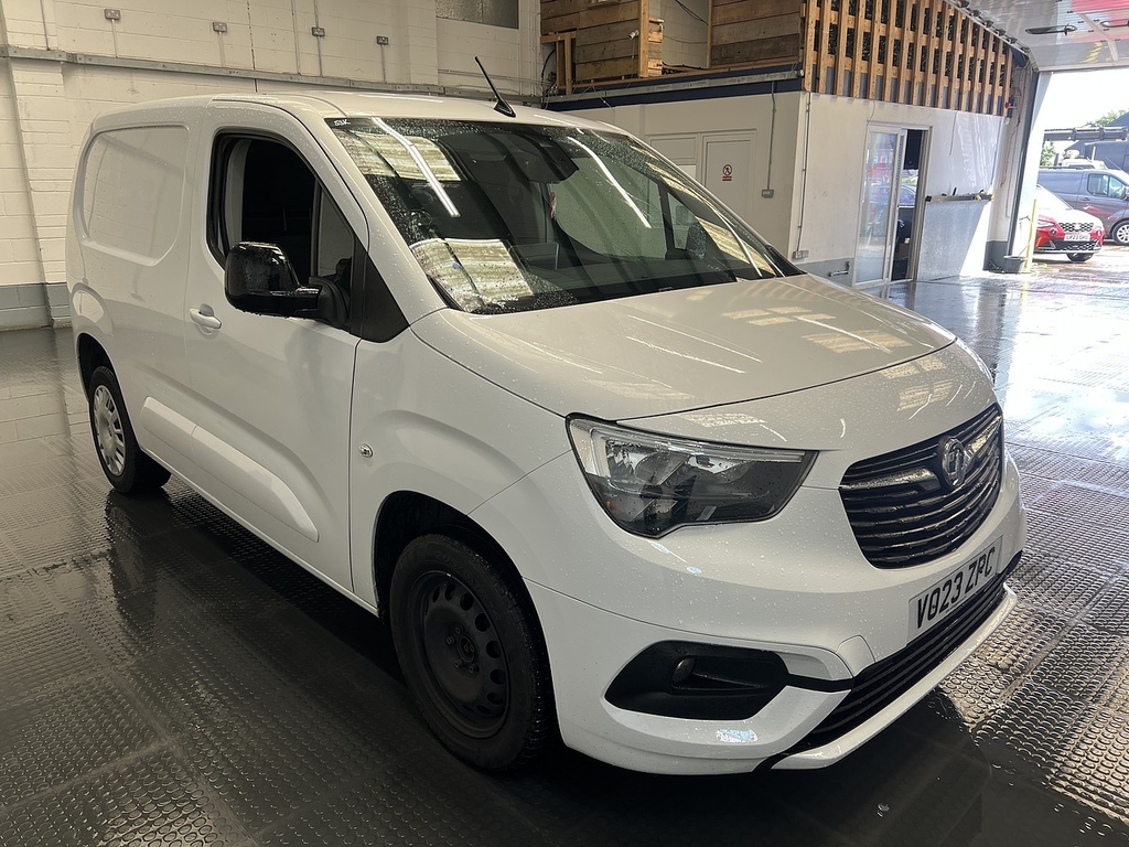 Vauxhall Combo 1.5 Turbo D 2300 Pro Panel Van L White #4