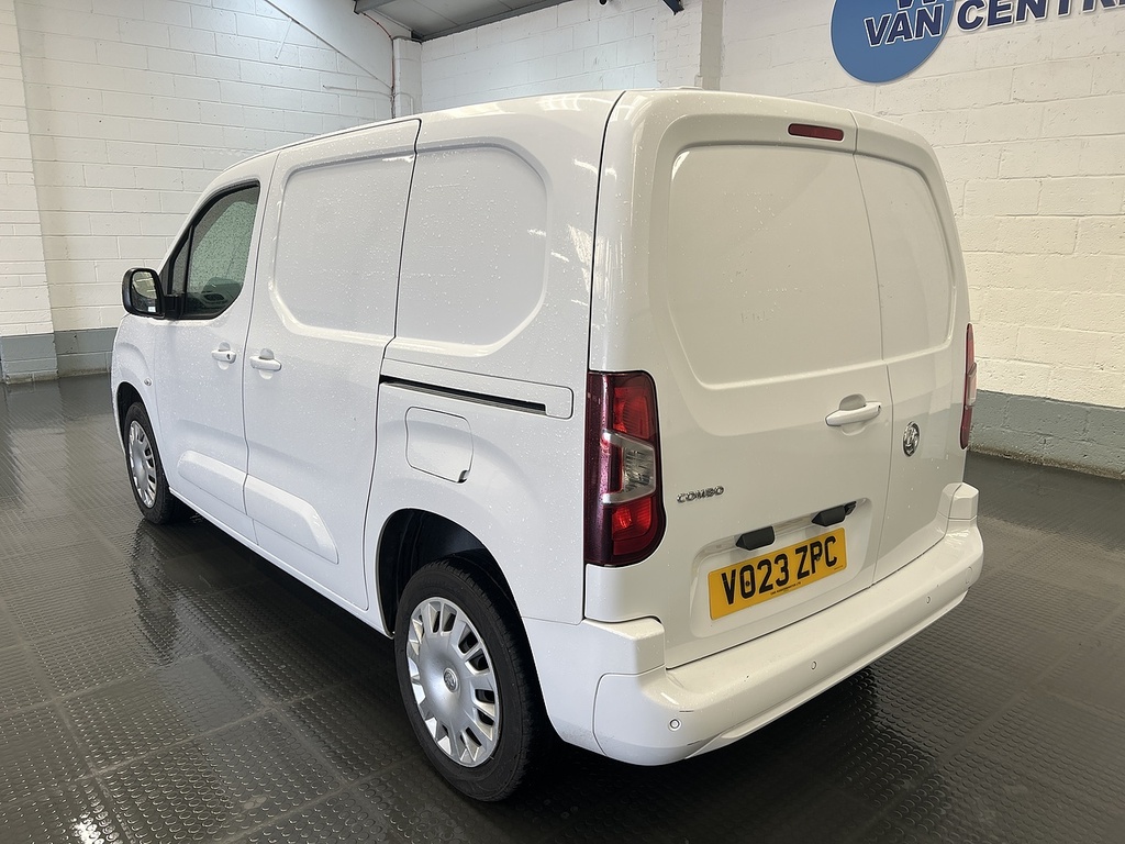 Vauxhall Combo 1.5 Turbo D 2300 Pro Panel Van L White #2