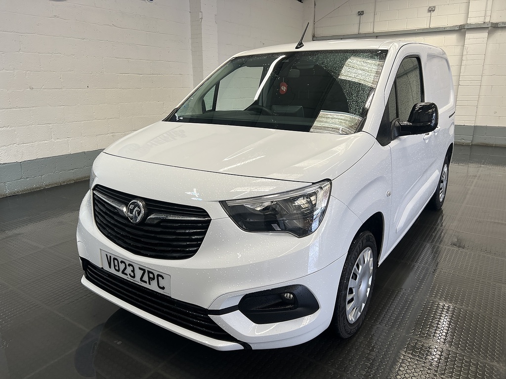 Vauxhall Combo 1.5 Turbo D 2300 Pro Panel Van L White