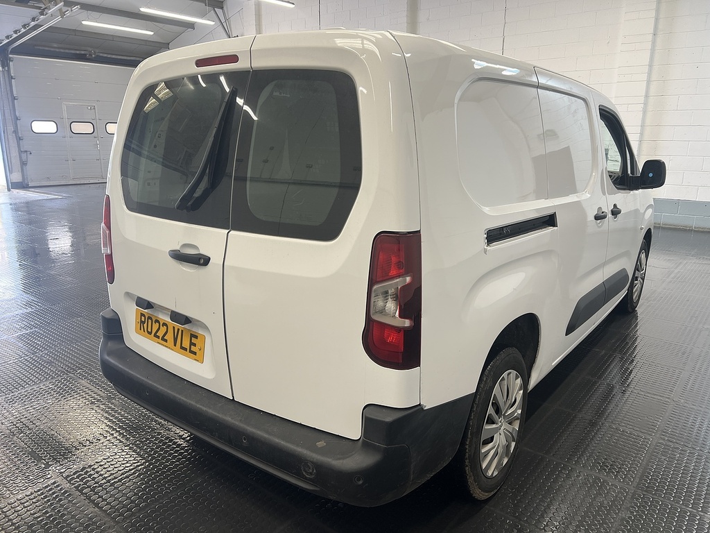 Peugeot Partner Partner 1.5 Bhdi 100 850 Professional Premium Lon White #3