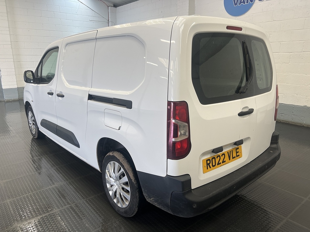 Peugeot Partner Partner 1.5 Bhdi 100 850 Professional Premium Lon White #2