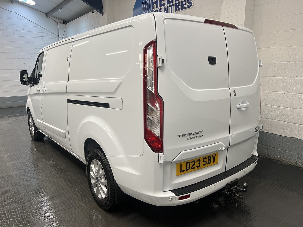 Ford Transit Custom 2.0 300 Ecoblue Limited Panel Van Manua LD23SBV White #3