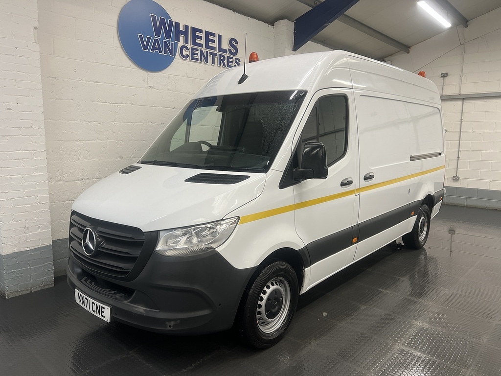 Mercedes-Benz Sprinter 2.0 315 Cdi Progressive Panel Van Manua KN71CNE White