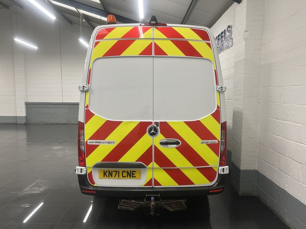 Mercedes-Benz Sprinter 2.0 315 Cdi Progressive Panel Van Manua KN71CNE White #4