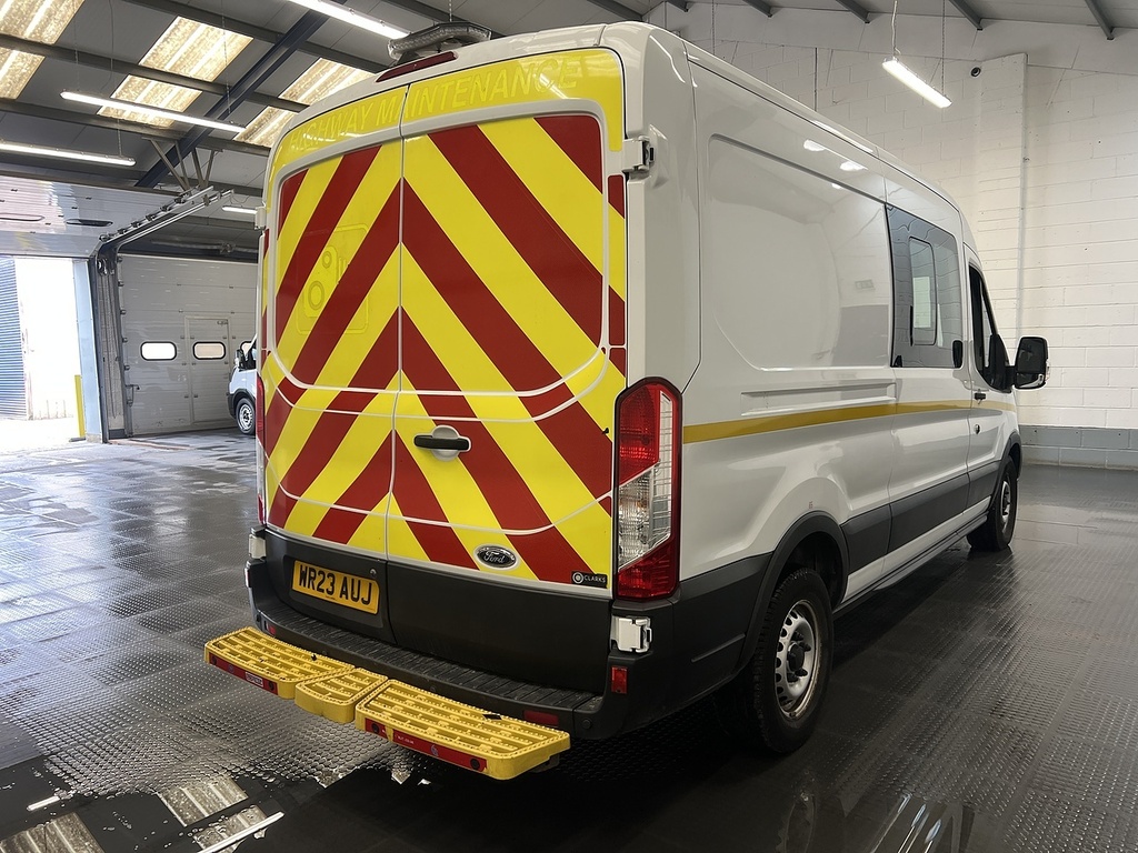 Ford Transit Custom 2.0 350 Ecoblue Leader Welfare Van 6Dr Manu White #3