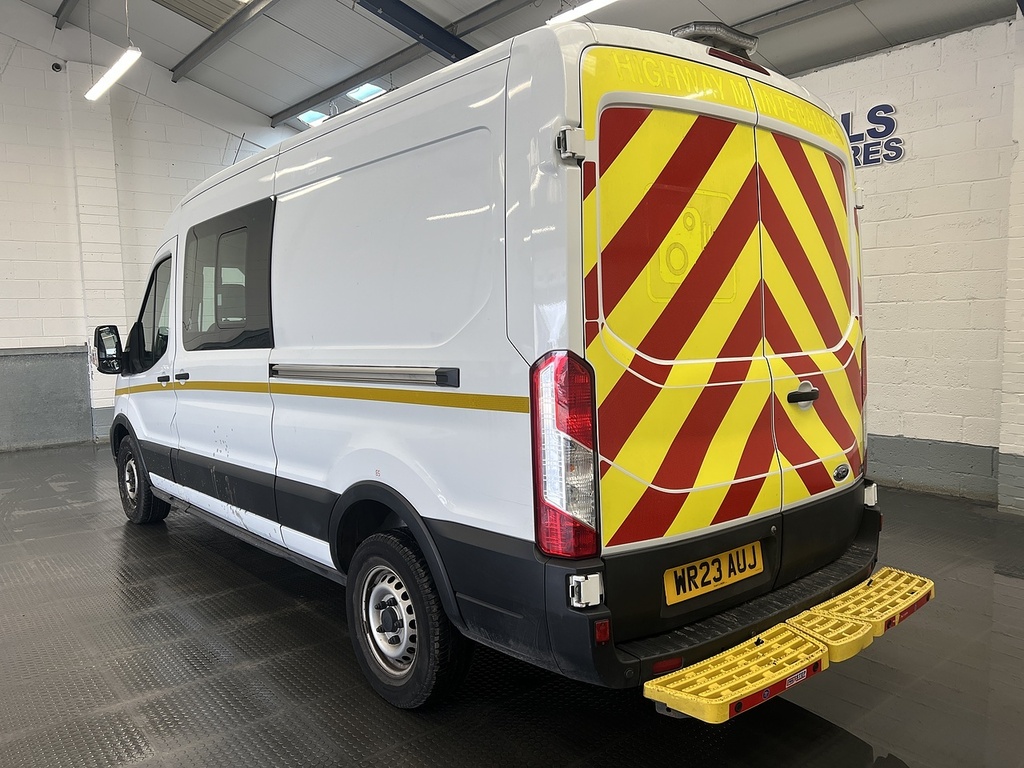 Ford Transit Custom 2.0 350 Ecoblue Leader Welfare Van 6Dr Manu White #2