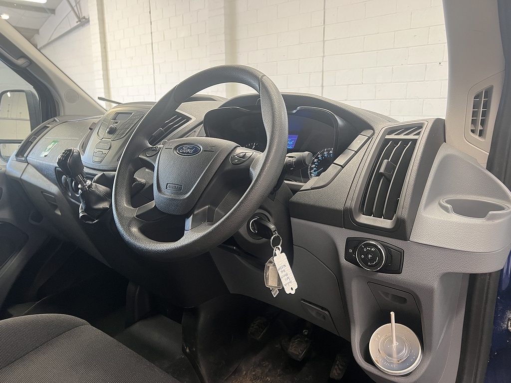 Ford Transit Custom 2.2 Tdci 125Ps Low Roof Dcab Limited Van Black #7