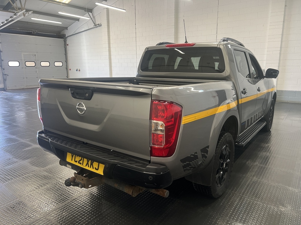 Nissan Navara 2.3 Dci N-guard Pickup Double Cab Grey #3