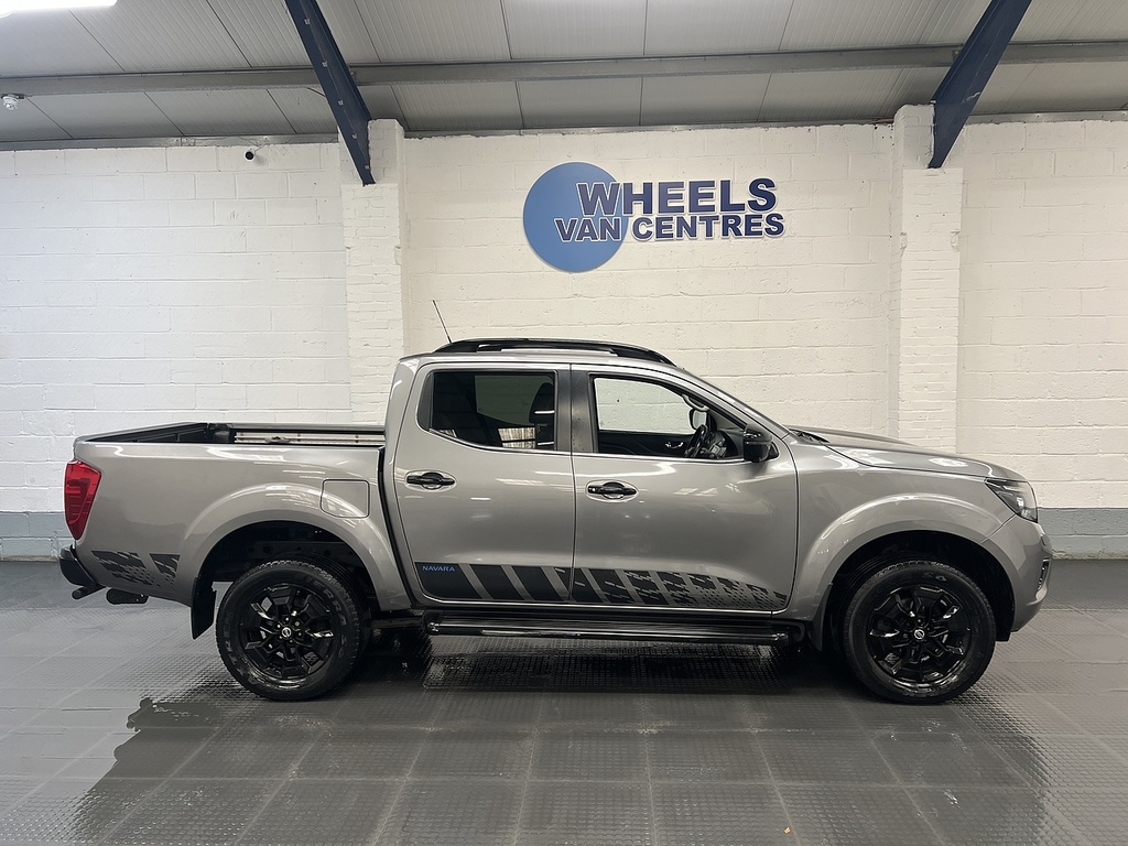 Nissan Navara 2.3 Dci N-guard Pickup Double Cab YC21XKJ Grey #6