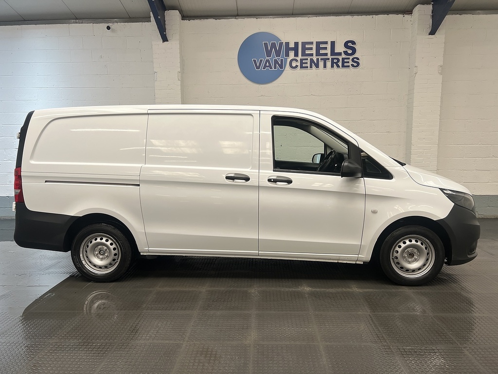 Mercedes-Benz Vito 2.0 114 Cdi Progressive Panel Van G-tro YK71FAU White #6