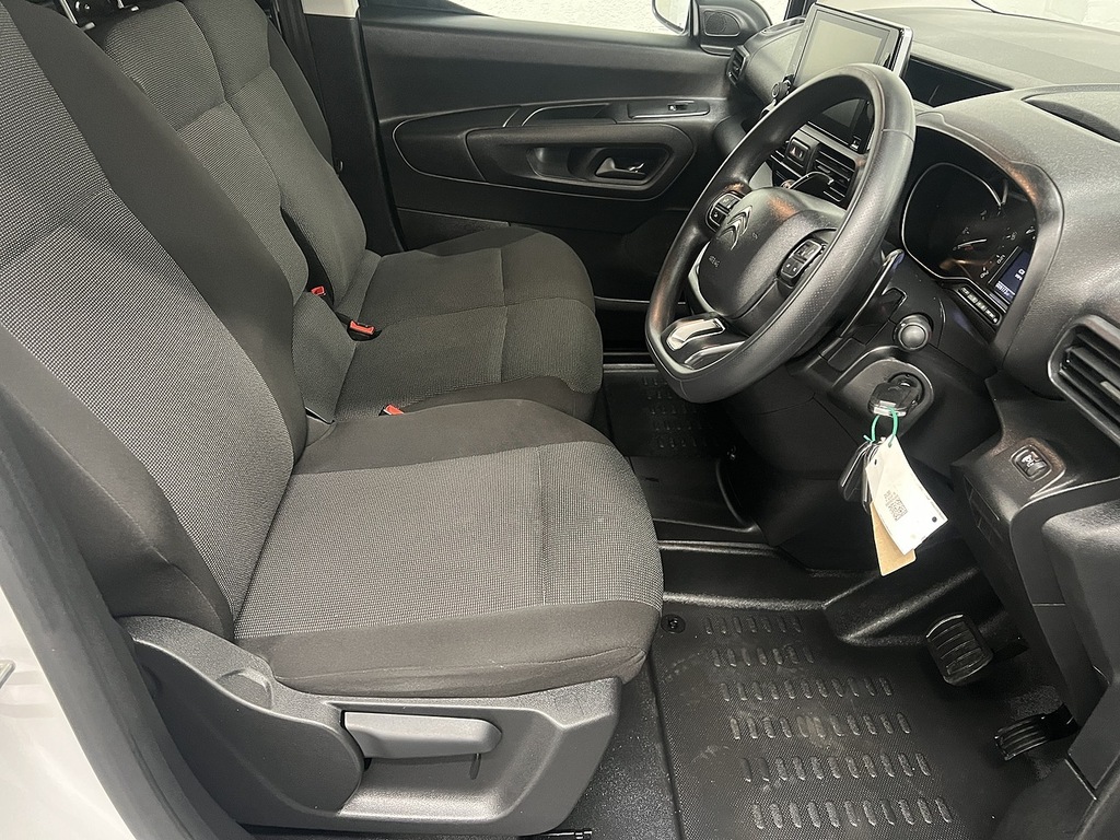Citroen Berlingo Combi Black #10