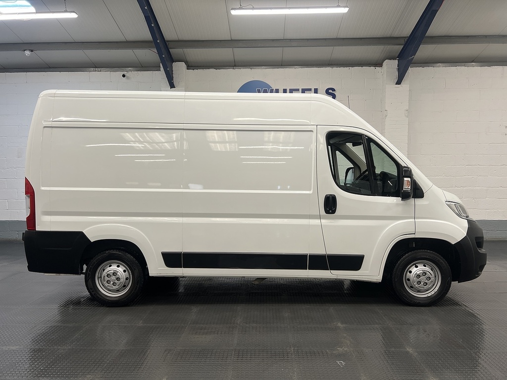 Citroen Relay Bluehdi 35 White #6