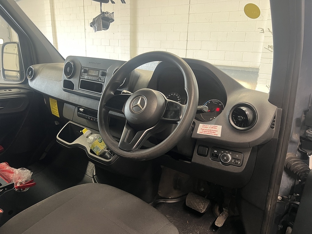Mercedes-Benz eSprinter 55Kwh Progressive Panel Van Fwd Grey #6