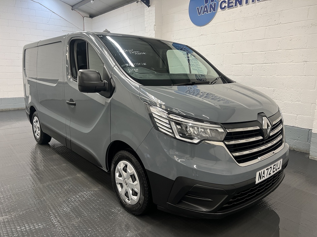 Renault Trafic Mpv White #7