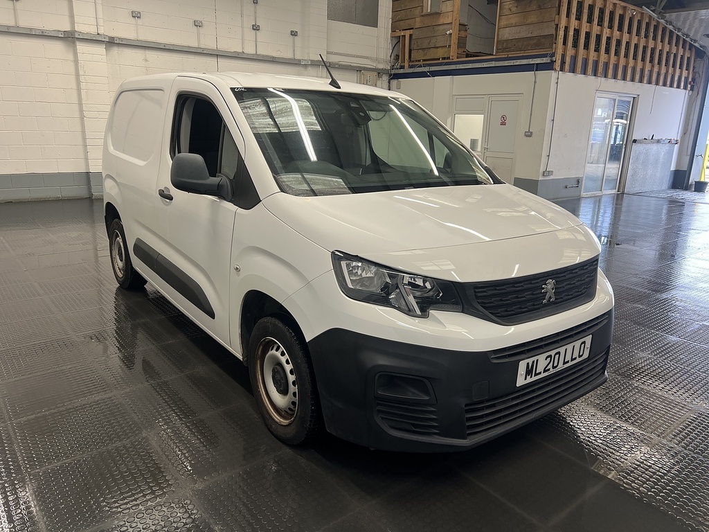 Peugeot Partner Bluehdi 650 S White #4