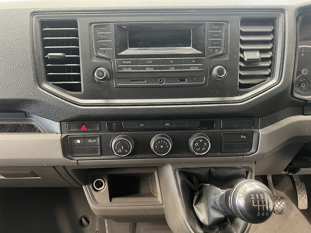 Volkswagen Crafter 2L Startline White #7