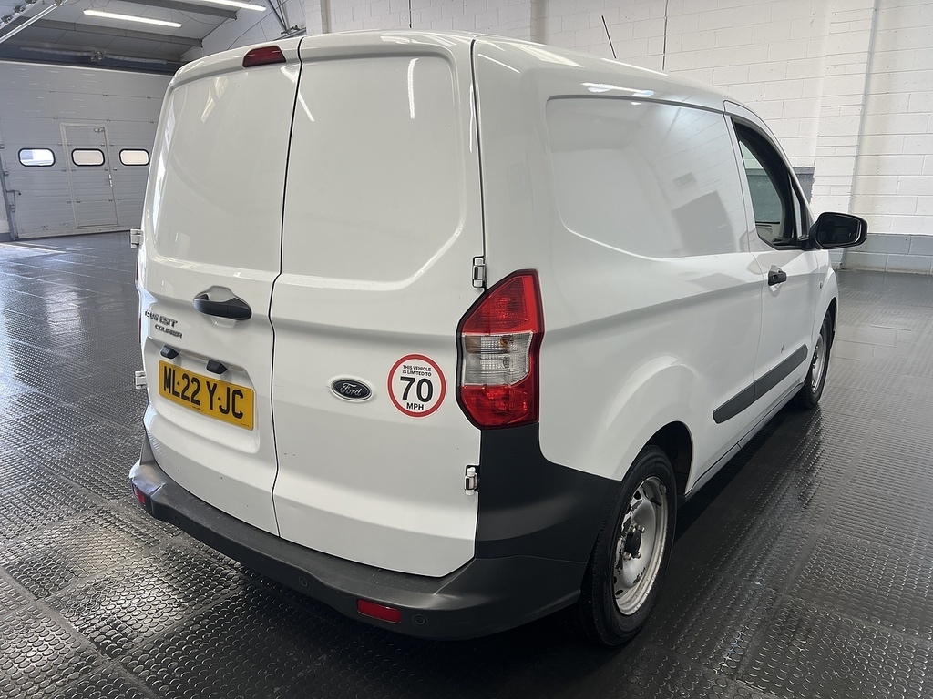 Ford Transit Courier 1.0 Ecoboost Leader Panel Van L1 White #2