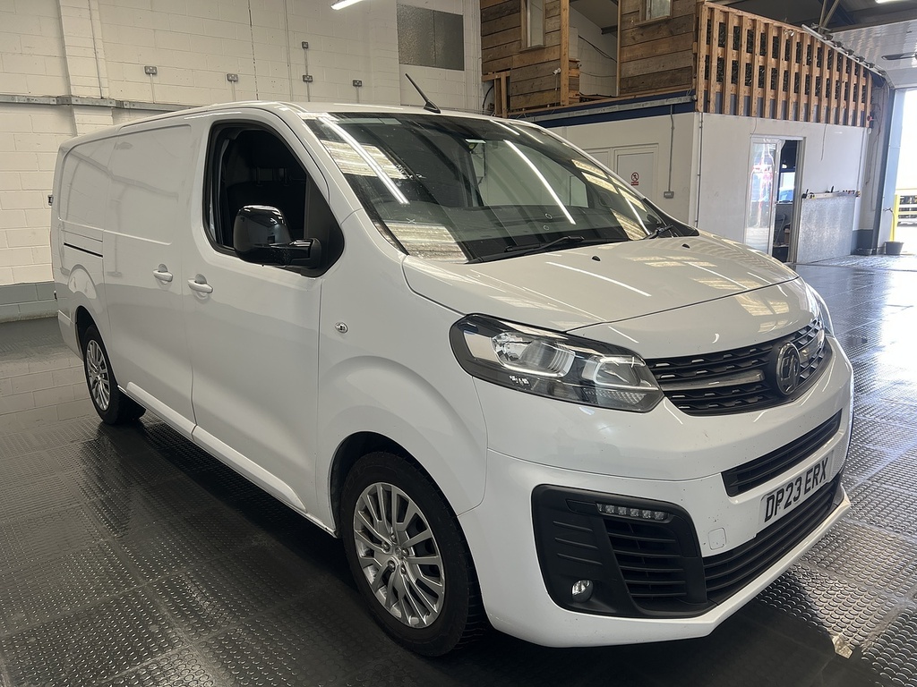 Vauxhall Vivaro 1.5 Turbo D 2900 Pro Panel Van 6Dr L White #4