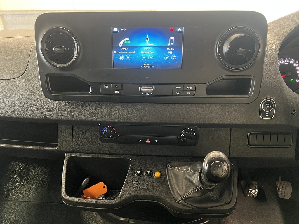 Mercedes-Benz Sprinter Sprinter 3.5T Progressive Chassis Cab 9G-tronic White #8
