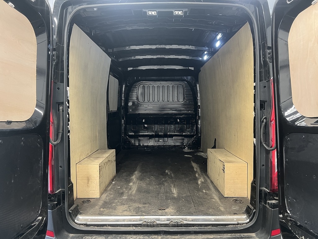 Maxus Deliver 9 2.0 D20 Panel Van Fwd L3 H2 Euro Black #5