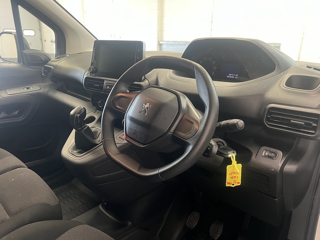 Peugeot Partner Bluehdi 1000 Professional White #6
