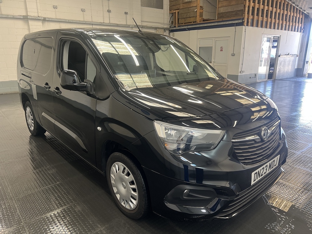 Vauxhall Combo 1.5 Turbo D 2300 Pro Panel Van 6Dr L Black #4