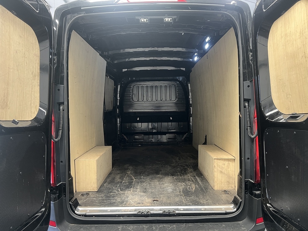 Maxus Deliver 9 2.0 D20 Panel Van Fwd L3 H2 Euro Black #5