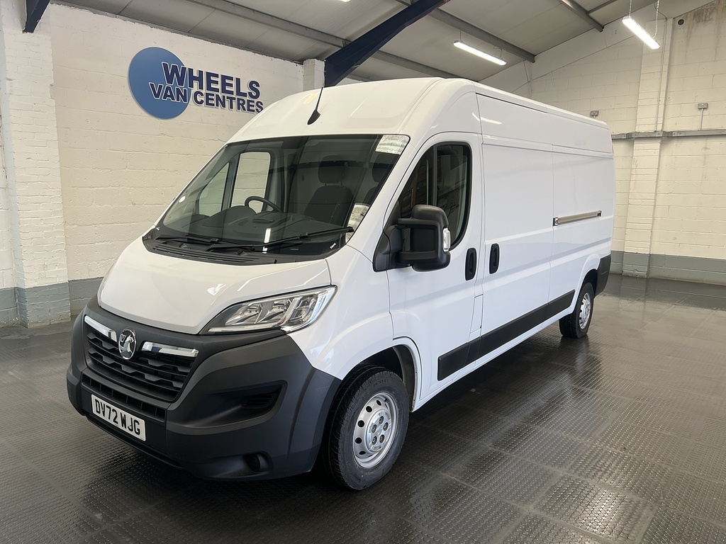 Vauxhall Movano 2.2 Cdti 3500 Biturbo Dynamic Panel Van White