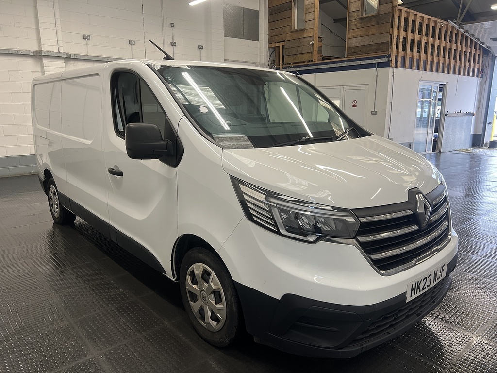 Renault Trafic Dci Blue Ll30 Business White #4