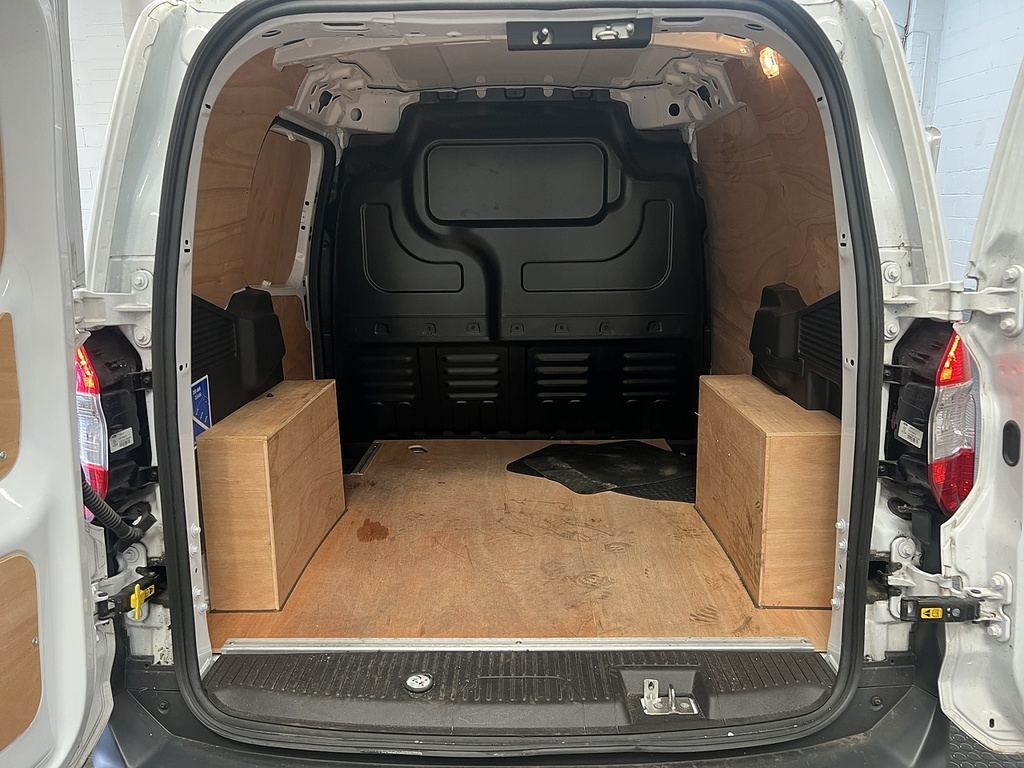 Ford Transit Courier 1.0 Ecoboost Leader Panel Van L1 White #5