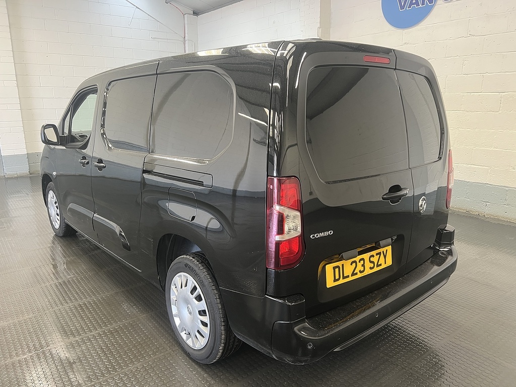 Vauxhall Combo 1.5 Turbo D 2300 Pro Panel Van 6Dr L Black #2