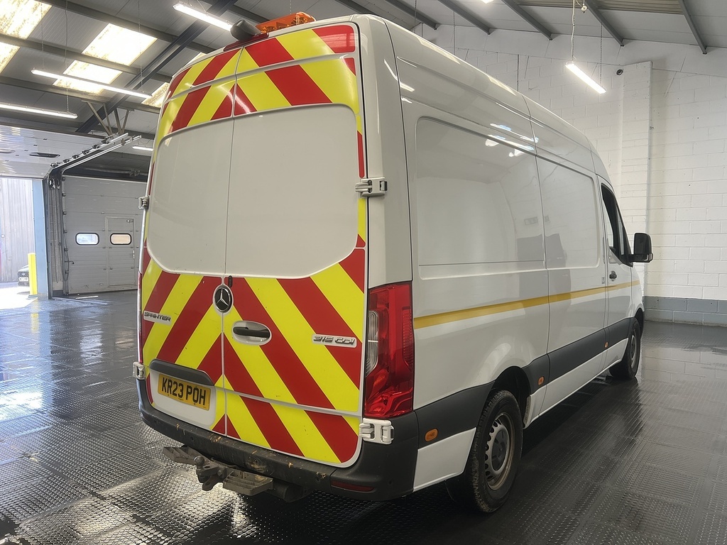 Mercedes-Benz Sprinter 2.0 315 Cdi Progressive Panel Van Manua White #3