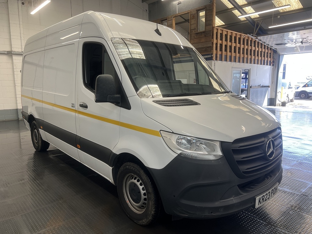 Mercedes-Benz Sprinter 2.0 315 Cdi Progressive Panel Van Manua White #4