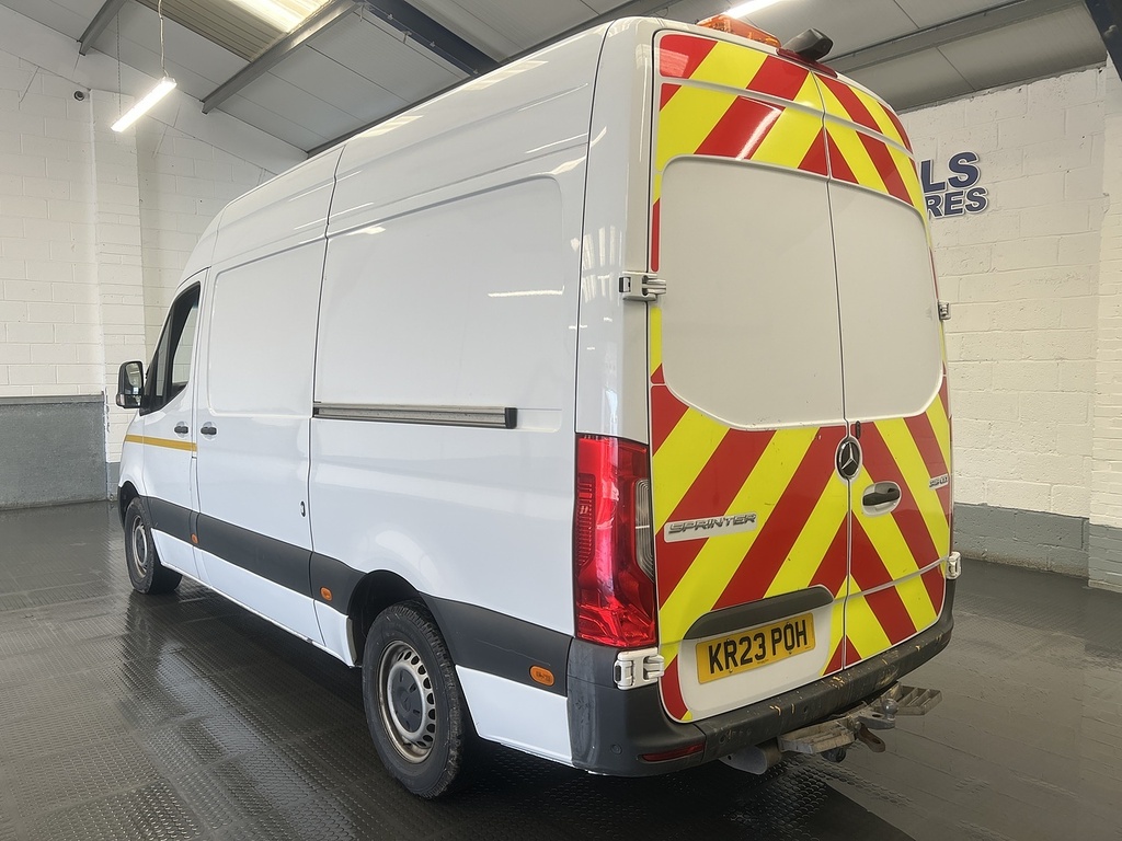 Mercedes-Benz Sprinter 2.0 315 Cdi Progressive Panel Van Manua White #2