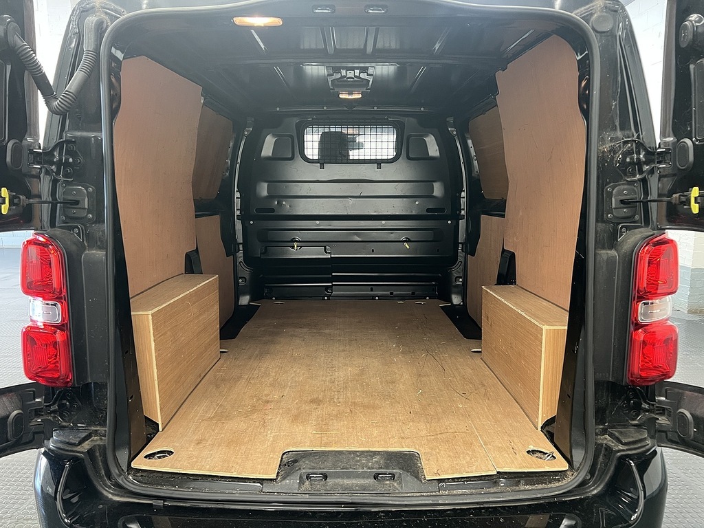 Toyota PROACE 2.0D Design Medium Panel Van 6Dr Mwb Black #5