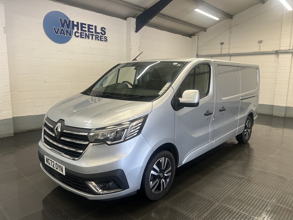 Renault Trafic Dci Blue Ll30 Sport Grey