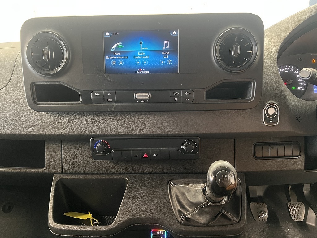 Mercedes-Benz Sprinter 2.0 Cdi Rwd L4 Black #8