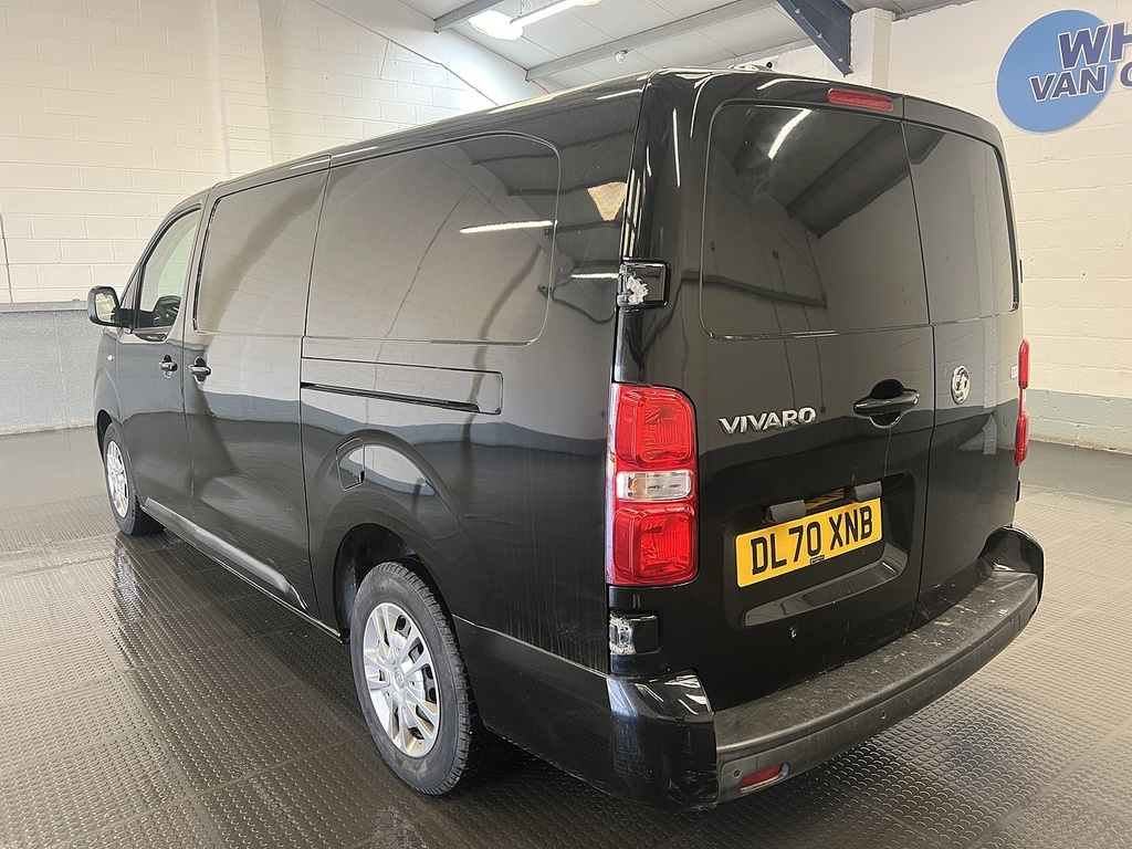 Vauxhall Vivaro 2.0 Turbo D 3100 Sportive Panel Van Man Black #2